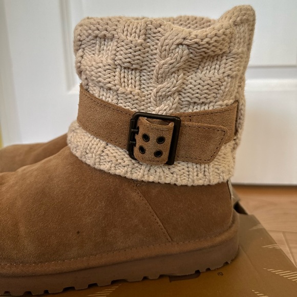 UGG Cassidee Boot Chestnut Size 7 - Picture 9 of 12